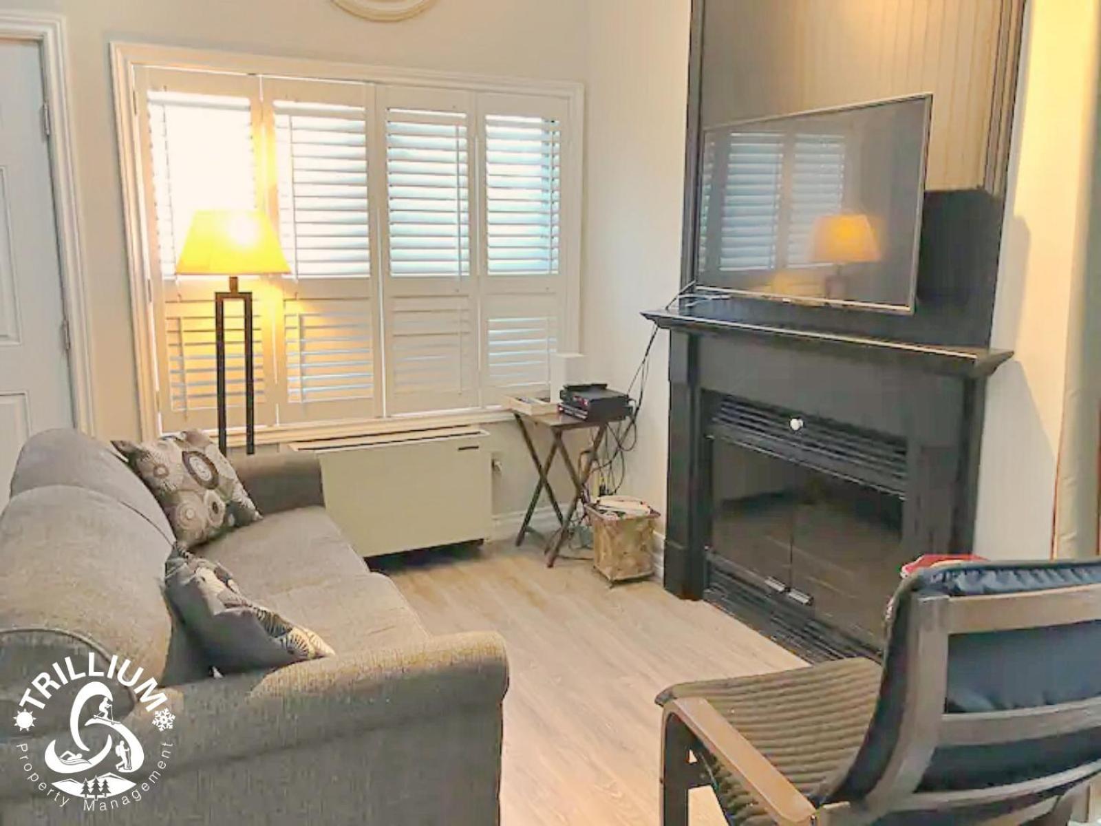 Blue Mountain, Collingwood - Loft Condo, Sleeps 4 Blue Mountains Esterno foto